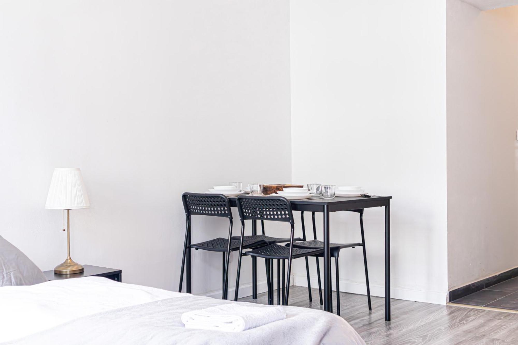 Charming 1br Apt- Near U6 Station Am Schoepfwerk Wien